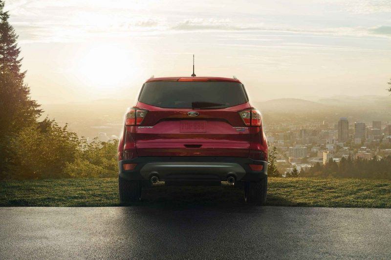 2019 ford escape back 800x533
