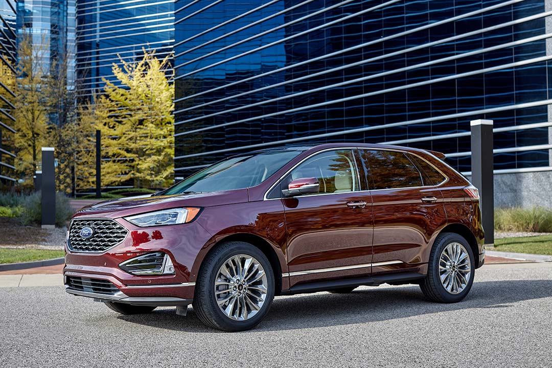 Ford Edge TitaniumElite 2021 01