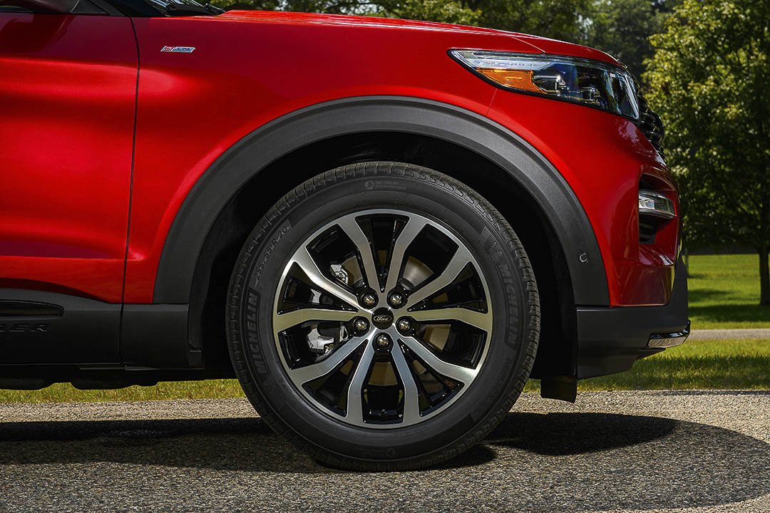 Ford Explorer ST Line 2022 05