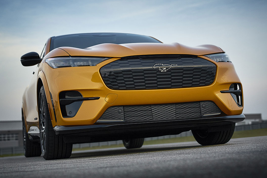 Ford Mustang Mach E GT 2021 13